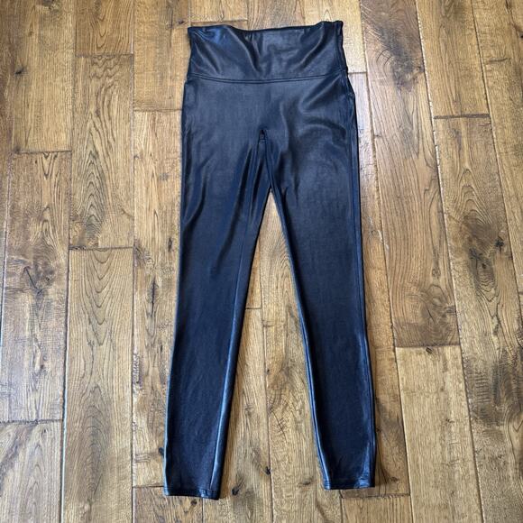 SPANX Pants - SPANX Faux Leather Leggings Women’s Sz Medium Black High Rise Pants